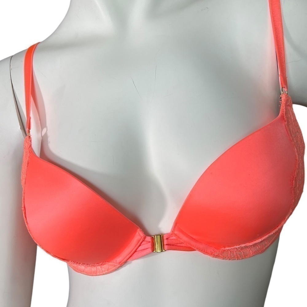 Victoria's Secret Push Up Bra 34B NWT